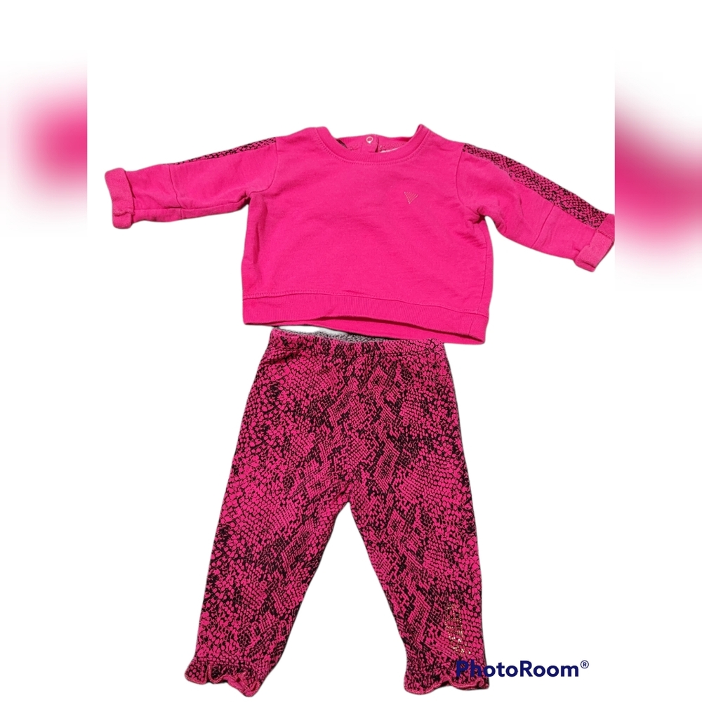 🌟Host Pick🌟Guess One Pieces shirt & pants size 6-9M